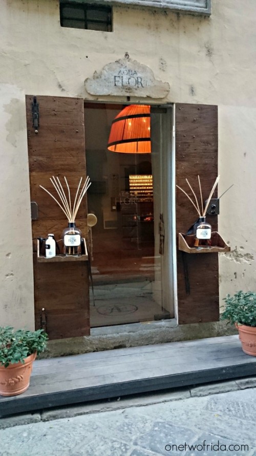 Shopping a Firenze tra negozi non convenzionali - AQUA FLOR 
