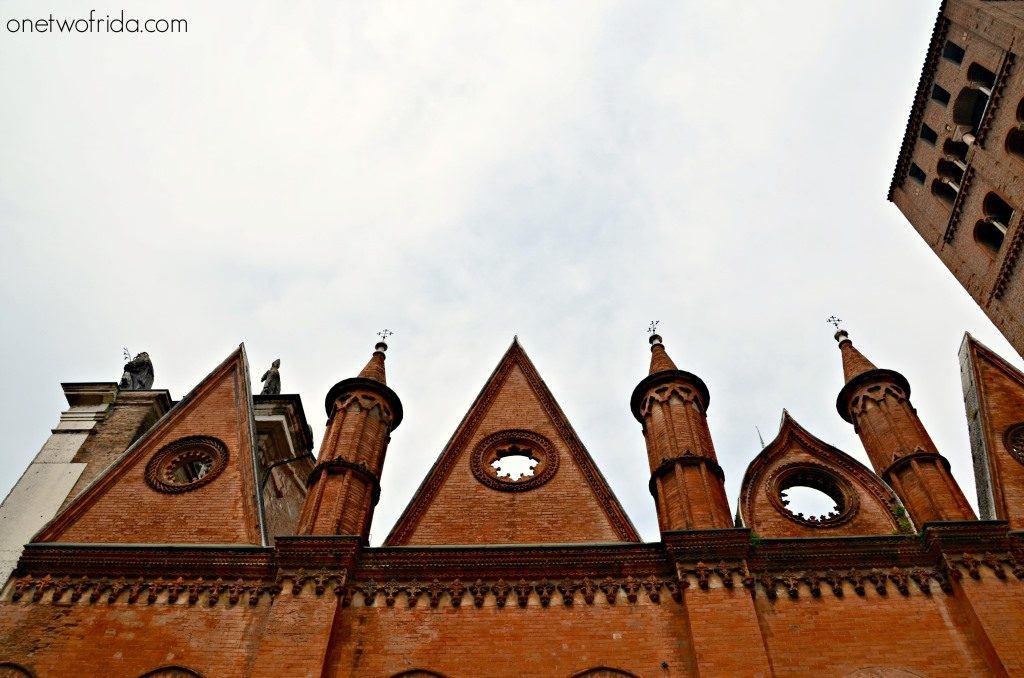 Duomo di Mantova dedicato a San Pietro