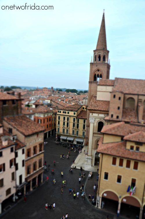 Piazza Mantegna vista dall'alto