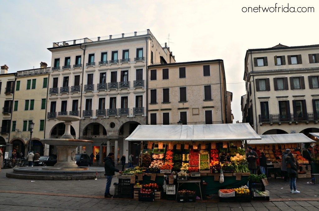 Mercato in Piazza Erbe a Padova